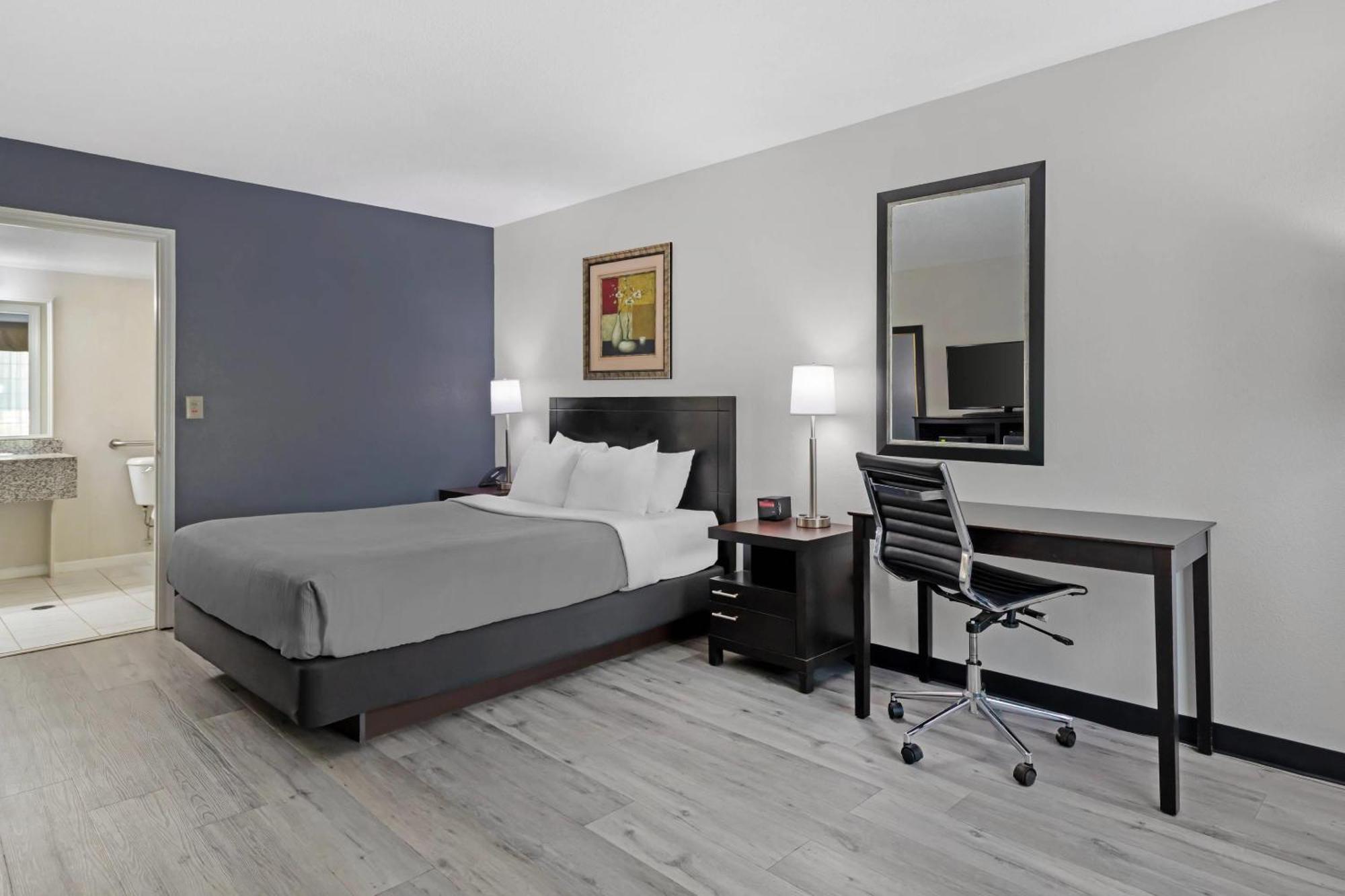 Quality Inn Andrews Eksteriør billede